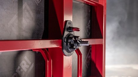 Die Beschichtung mit dem innovativen Korrosionsschutzsystem PERIskin erfolgt stromlos und bei Raumtemperatur und sorgt damit für einen ressourcenschonenden Einsatz.