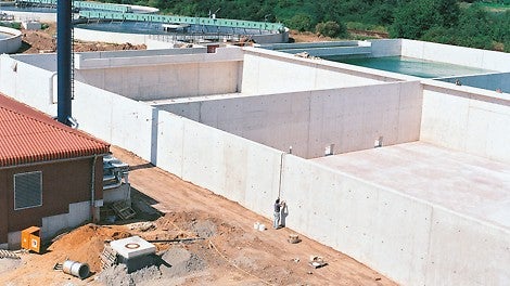 Wasserdicht ausgeführte Ankerstellen mit PERI Anker-Verschlusstechnik