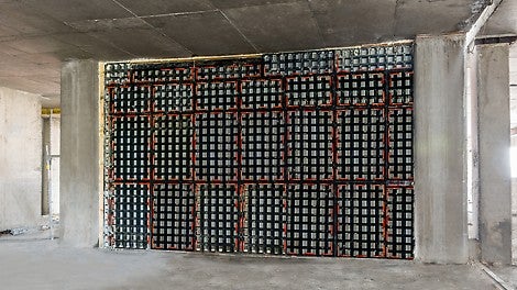 Lagana DUO oplata, izrađena od invativnog Polytech materijala, korišćena je prilikom rekonstrukcije postojećeg objekta za izradu zidova i stubova, kao i za ojačavanje delova konstrukcije.