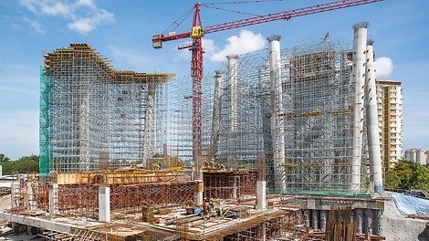 新建的SPRM办公大厦由三座摩天大楼组成。派利公司为该项目提供了高效的爬模方案、复杂的承重支架方案以及全面的技术支持。