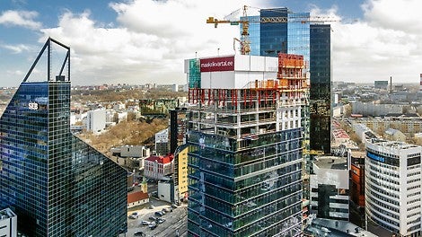 The largest office buildings in the centre of Tallinn are situated right next to the Maakri Quarter: Tornimäe Business Center, City Plaza, European Union Building, the SEB Building, Rävala Business Center, Novira Plaza and two leading hotels - Radisson Blu Sky and Swissôtel.<br/>