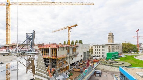 Das Badische Staatstheater Karlsruhe wird mit dem Neubau um ein modernes Schauspielhaus erweitert.