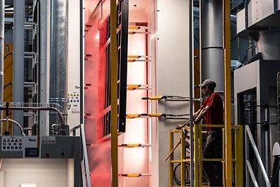 The powder coating system meets the latest standards and ensures a high-quality surface coating.