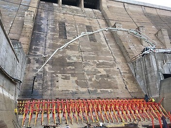 Реконструкция на яз. Студена, област Перник - едностранен катерещ кофраж