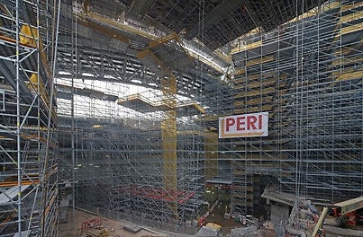 Overview of 2,000 tonnes of PERI UP access scaffold on the Express Rail Link Project