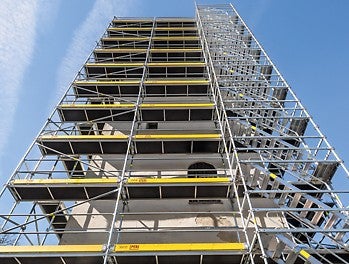 Les volées courtes de 75 cm de largeur offrent une adaptabilité maximale y compris pour les espaces restreints et les géométries étroites.