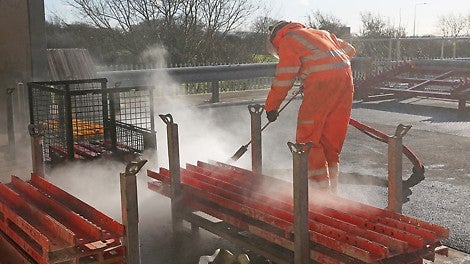 PERI offer cleaning and repair services to keep formwork in good working order.