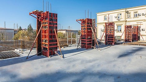 HANDSET Alpha dizajniran je za intenzivnu upotrebu na gradilištu za izradu zidova, temelja i stubova bez upotrebe krana.