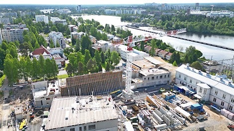 Uusi Tuiran monitoimitalo rakennetaan tontilta puretun koulun tilalle Ouluun. 