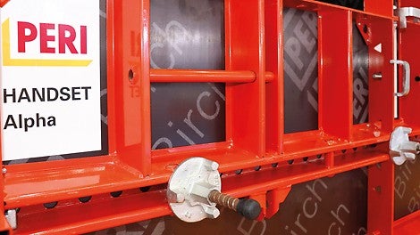 Svi paneli su multifunkcionalni, izuzetno fleksibilni u primeni za izradu oplate zidova i stubova, a istovremeno omogućavaju maksimalnu iskorišćenost materijala.