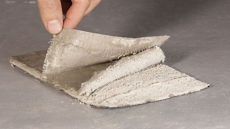 Augstas kvalitātes hidroizolācijas ieklājamais materiāls CEMTobent DS uz bentonītu mālu bāzes.