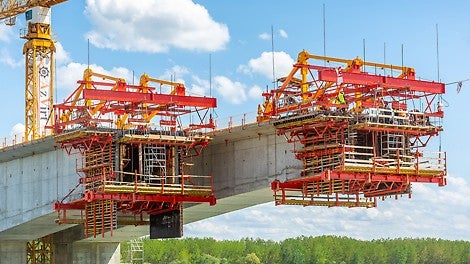 VARIOKIT VBC sistem za slobodnu konzolnu gradnju predstavlja kombinaciju nosivih čeličnih profila za velika opterećenja i VARIOKIT sistemskih elemenata.