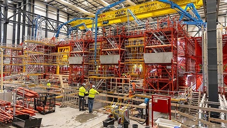 The formwork for the production of the 79 tunnel elements was delivered by PERI with a mixture of custom-made material and standard PERI systems.<br/>(Photo: Femern A/S)