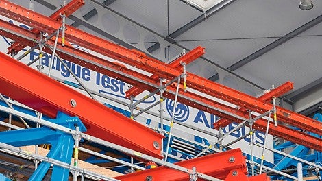 Применение элементов опалубочных систем расширяет функциональность модульных лесов. Система PERI UP Flex может применяться, как при строительстве новых воздушных суден, так и при проведении технического обслуживания и ремонта.