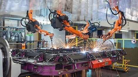 Innovation and performance worldwide: Developed in our lead plants for formwork systems and scaffolding materials, highly automated plant, welding and galvanising technology ensures top quality, material availability and delivery reliability in the global network.