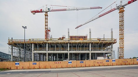 Airport City Gdańsk Zespół budynków biurowo - usługowych z niezbędną infrastrukturą techniczną i drogową - etap I (budynek B I &quot;Alpha&quot;) przy ulicy Słowackiego w Gdańsku