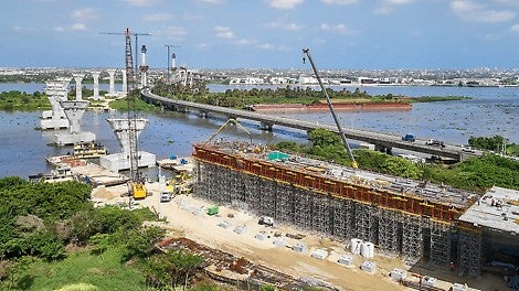 &lt;p&gt;Nov&amp;yacute; most Pumarejo, Barranquilla/Atl&amp;aacute;ntico, Kolumbie, se středn&amp;iacute;m rozpět&amp;iacute;m 380 m a &amp;scaron;&amp;iacute;řkou mostovky 38 m, nesen&amp;yacute; dvěma 80m pylony, patř&amp;iacute; v Kolumbii mezi nejreprezentativněj&amp;scaron;&amp;iacute; stavby.&lt;/p&gt;<br/>