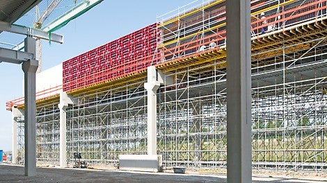 Komplettlösung aus einer Hand: Wand- und Deckenschalungen sowie Trag- und Bewehrungsgerüste waren optimal auf die Projektanforderungen abgestimmt.