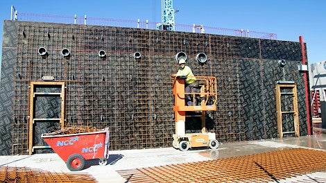 MAXIMO väggform - Flexibelt formsystem, där formarna enkelt och snabbt kan byggas om för nya kombinationer