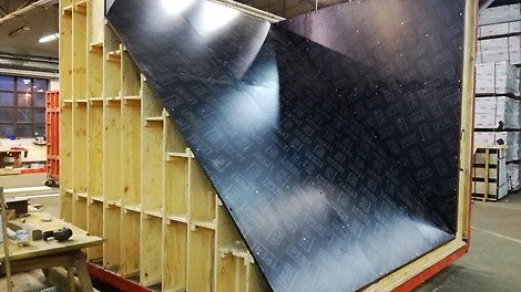 Hala widowiskowa &quot;Jaskółka&quot; w Tarnowie, pierwomontaż deskowań