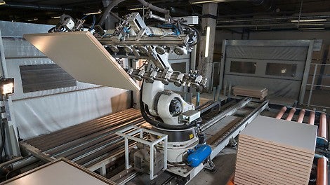 The production of the PERI Pave production pallets is carried out at a technically high quality level.