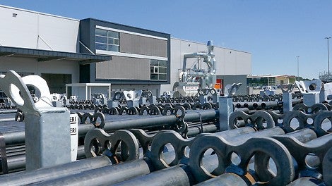 Wir forschen und entwickeln selbst und produzieren mit hohen Automatisierungsgraden für beste Qualität. Unsere zahlreichen Lagerstandorte weltweit bieten eine rasche Verfügbarkeit von Systemgeräten für Sie als Kunde und Ihr Projekt vor Ort.