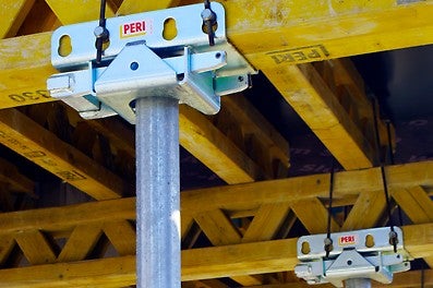 Mitmeotstarbeline, pika tööeaga GT 24 sõrestiktala kasutamine võimaldab paigaldada peatalad, abitalad ja tugipostid suure vahekaugusega.