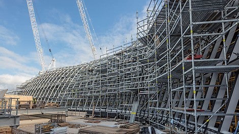 Üheks eelduseks oli, et tellingud kohanduksid ehitise geomeetriale ja ulatuksid nõutud punktideni, et võtta vastu koormused. (Foto: David McArthur Parallax Photography)<br/>