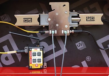 Avec le PERI InSite Construction (ISC), PERI présente une gamme de capteurs qui complète de manière optimale les systèmes de coffrage courants. La technologie des capteurs entre en jeu là où des travailleurs hautement qualifiés et de nombreuses années d&#039;expérience en matière de bétonnage peuvent faire défaut. Elle permet de prendre des décisions éclairées sur le processus de bétonnage. 