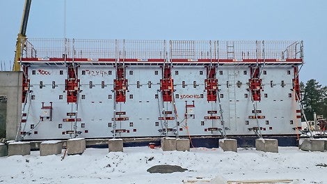 Combined with a heating element, MAXIMO now also offers the right solution for concreting at low temperatures.