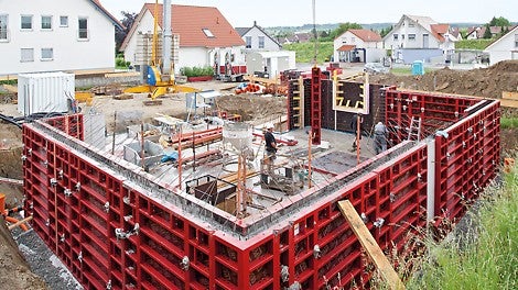 Schneller MAXIMO Einsatz mit ELPOS geplant. Vorteil: Elementeinteilung und Materialvorhaltung für den Keller in drei Takten kann dadurch optimiert werden.