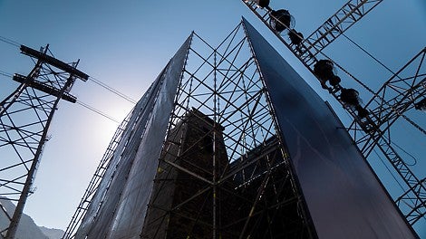 Благодаря удобству сборки, надежности и безопасности модульные леса PERI UP часто применяют в индустрии развлечений и мероприятий. 