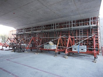 Coffrage du piédroit sous ouvrage Verdillon - 2