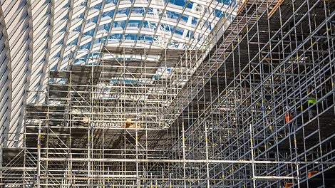 Chadstone Shopping Center (Photo: David McArthur Parallax Photography).