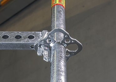 Lors de la bauma 2019, PERI a présenté en avant-première la deuxième génération du nouveau système d&#039;échafaudages PERI UP : grâce au développement de nouveaux composants principaux, une réduction du poids allant jusqu&#039;à<br/>- 20 % a pu être réalisée, avec la même capacité portante.<br/>