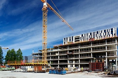 Ultramodernne ja tõeliselt urbanistlik Ülemiste City ärilinnak areneb suurel kiirusel. 13-korruselisele Öpiku esimesele majale on kerkimas kõrvale ka teine, moodustades seni suurima büroohoonete kompleksi Eestis.