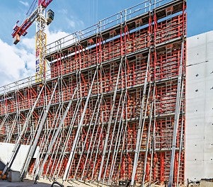 Stenové debnenie s malým množstvom prvkov<br/>a s viacerými možnosťami použitia1. 