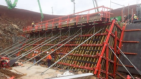 New England Highway Overpass