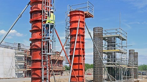 Najwyższe standardy bezpieczeństwa pracy z systemami deskowań i rusztowań PERI - Estakady dojazdowe mostu MD7
