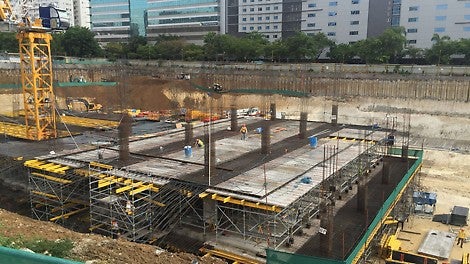 Cebu IT Park is situated at a primary section of Cebu City&#039;s northern district. Its roads connect to major arteries that lead to the Mactan International Airport and the Cebu International Port. 