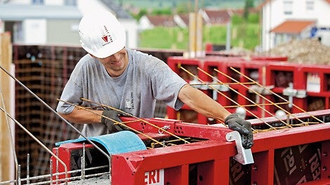 Die Zug- und Druckspreize ersetzt die untere Ankerlage bei Fundamenten, Brüstungen und Unterzügen.