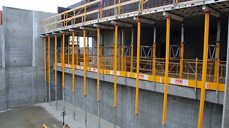 Bjælkeforskalling med TRIO, understøttet med SKYDECK og MULTIPROPPER. 