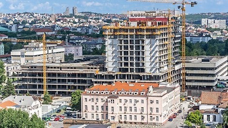 Nakon više od tri decenije, Klinički centar Srbije dobija punu iskorišćenost kapaciteta u postojećem i novoizgrađenom prostoru centralnog objekta.