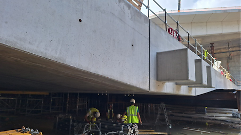 Particolare della finitura faccia a vista del mezzanino della nuova Stazione AV di Firenze