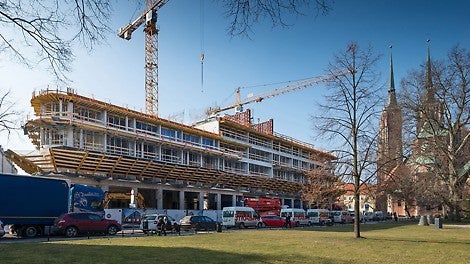 Budowa nowego luksusowego hotelu The Bridge w sąsiedztwie 1000-letniej Katedry św. Jana Chrzciciela we Wrocławiu