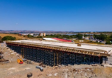 Общ изглед на решението за плоча