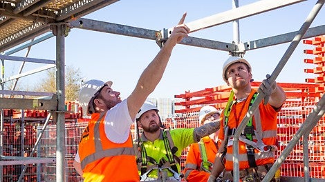 We show operatives how to assemble, operate and dismantle scaffolding quickly and safely, following the latest Assembly Instructions and Safety Guidelines.