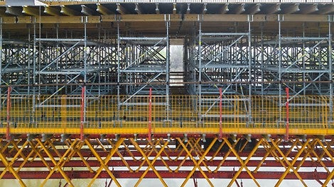 Ekonomična realizacija zahvaljujući koordiniranoj isporuci velike količine materijala.