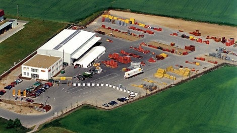 Centrála a areál skladu PERI v Jesenici u Prahy