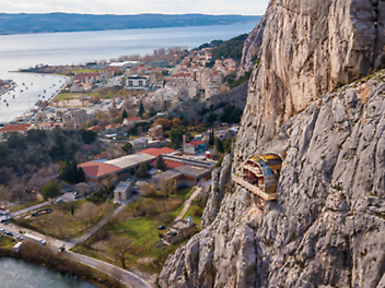 Tunel Komorjak, Omiš